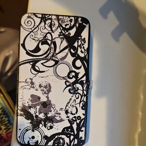 Buckle-Down Black and White Wallet